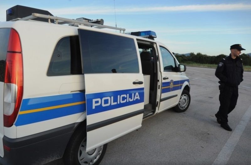 Buzet - grad-buzet.net - Zbog krađe automobila uhićena dvojica Sirijaca na području Metkovića