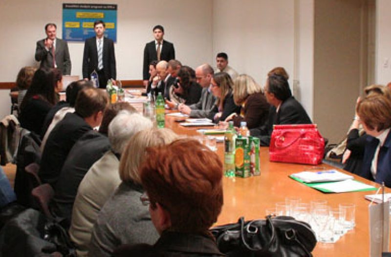 Buzet - grad-buzet.net - URUČENJE PISMENA: Neujednačena legislativa izaziva pravu nesigurnost